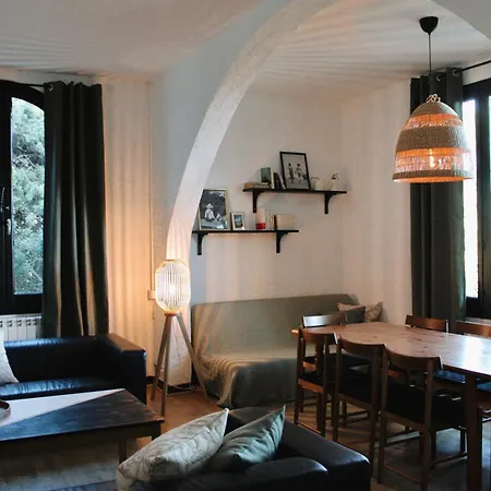 Les Grillons Hébergement de vacances *